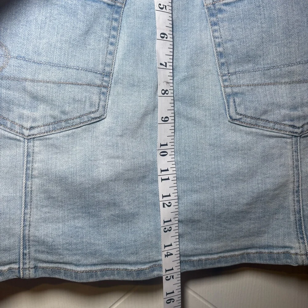 AE  Button‎ Front High Waisted Denim Mini Skirt Super Stretch Blue Sz8 Western - Picture 3 of 7